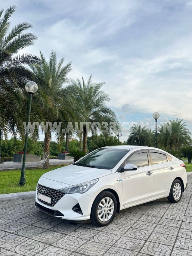 Hyundai Accent 1.4 AT