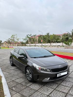 Xe Kia Cerato 1.6 AT 2016