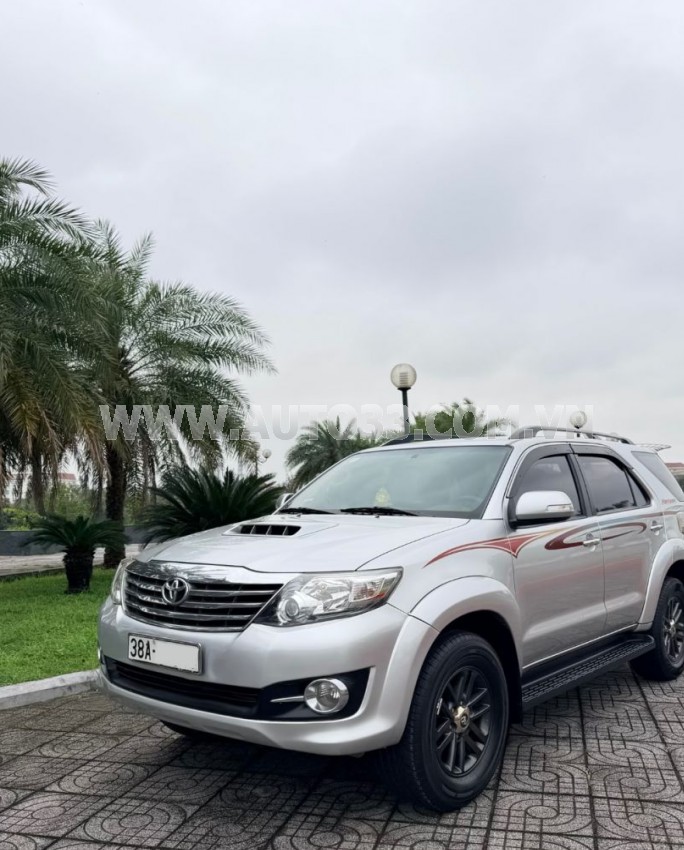 Toyota Fortuner 2.5G