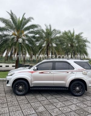 Xe Toyota Fortuner 2.5G 2015