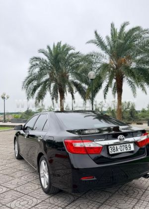 Xe Toyota Camry 2.5Q 2014