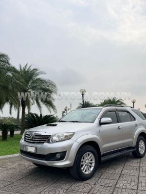 Xe Toyota Fortuner 2.5G 2014