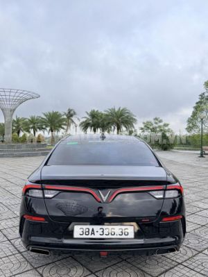 Xe VinFast Lux A 2.0  2022