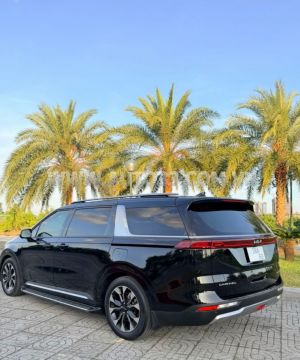 Xe Kia Carnival Signature 2.2D 2023