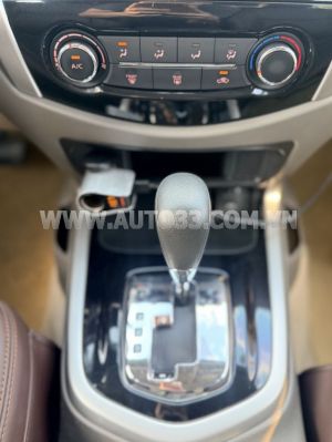 Xe Nissan Navara EL 2.5 AT 2WD 2017