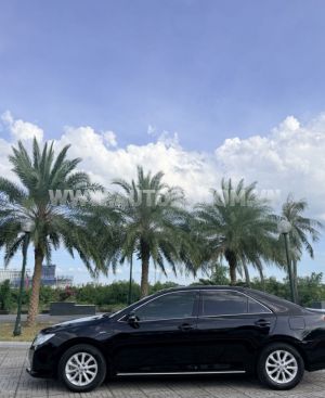 Xe Toyota Camry 2.0E 2012