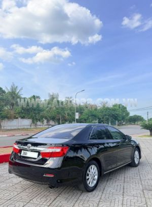 Xe Toyota Camry 2.0E 2012