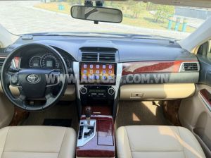 Xe Toyota Camry 2.0E 2012