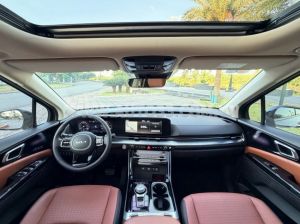 Xe Kia Carnival Signature 2.2D 2023