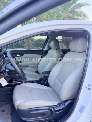 Xe Kia Cerato 1.6 AT Deluxe 2020