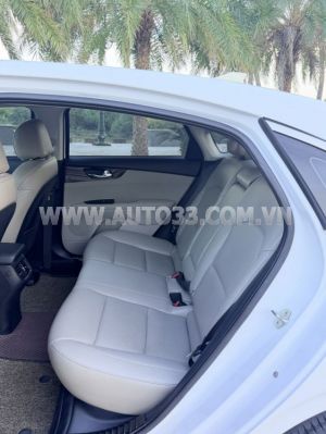 Xe Kia Cerato 1.6 AT Deluxe 2020