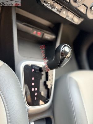 Xe Kia Soluto 1.4 AT Deluxe 2019