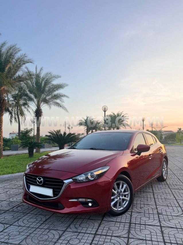 Mazda 3 1.5 AT